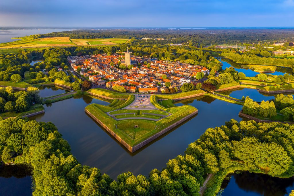 Naarden, monumentaal vastgoed